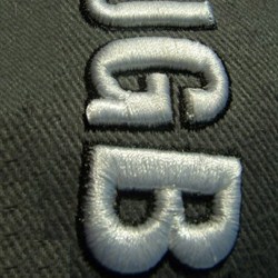 Abbigliamento professionale con ricamo